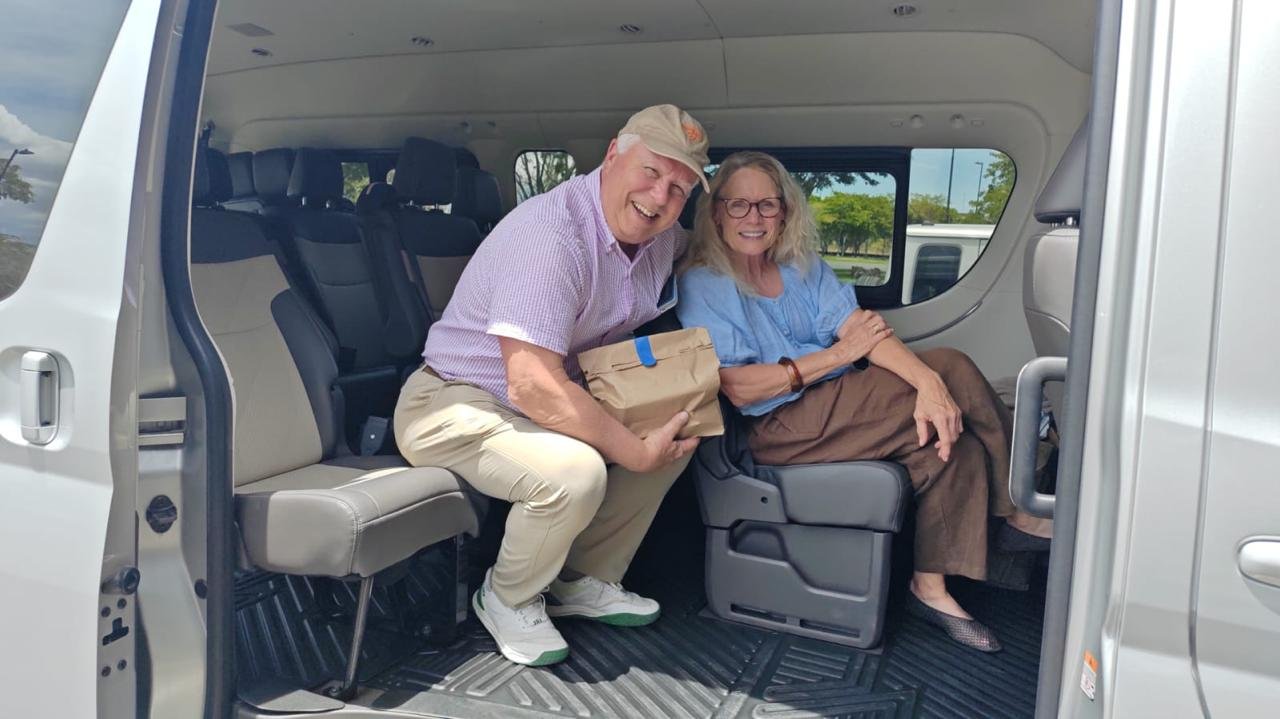 Tourism shuttle vehicle for Liberia Airport transfers